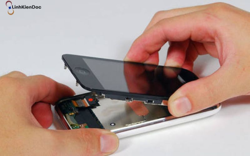 Khắc phục sửa chữa linh kiện iPhone chính hãng quận 6