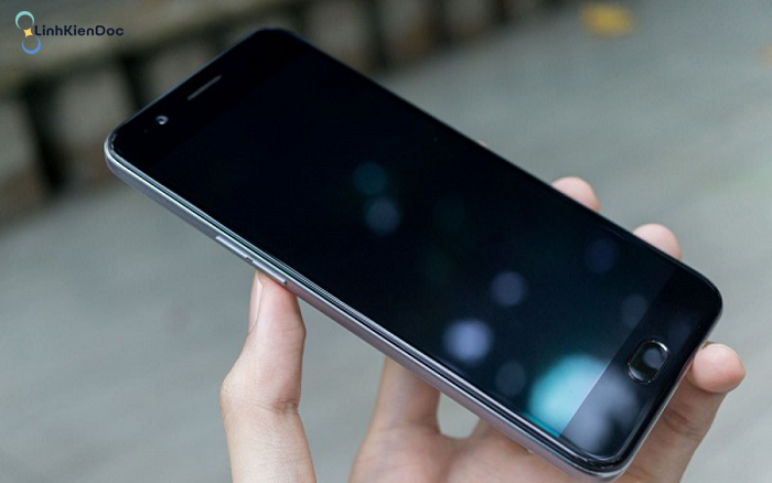 điện thoại bị tắt màn hình