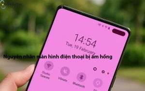 Màn hình điện thoại bị ám hồng và cách sửa chữa hiệu quả