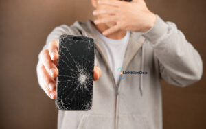 Giải đáp thắc mắc: Vỡ màn hình có dán cường lực được không?